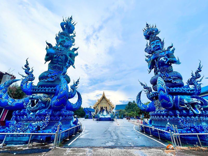 Chiang Rai - Blue Temple